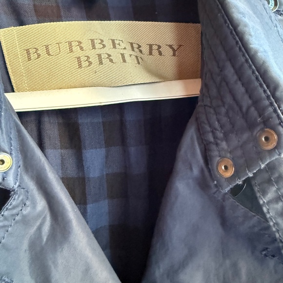 Burberry Trench - Picture 2 of 3